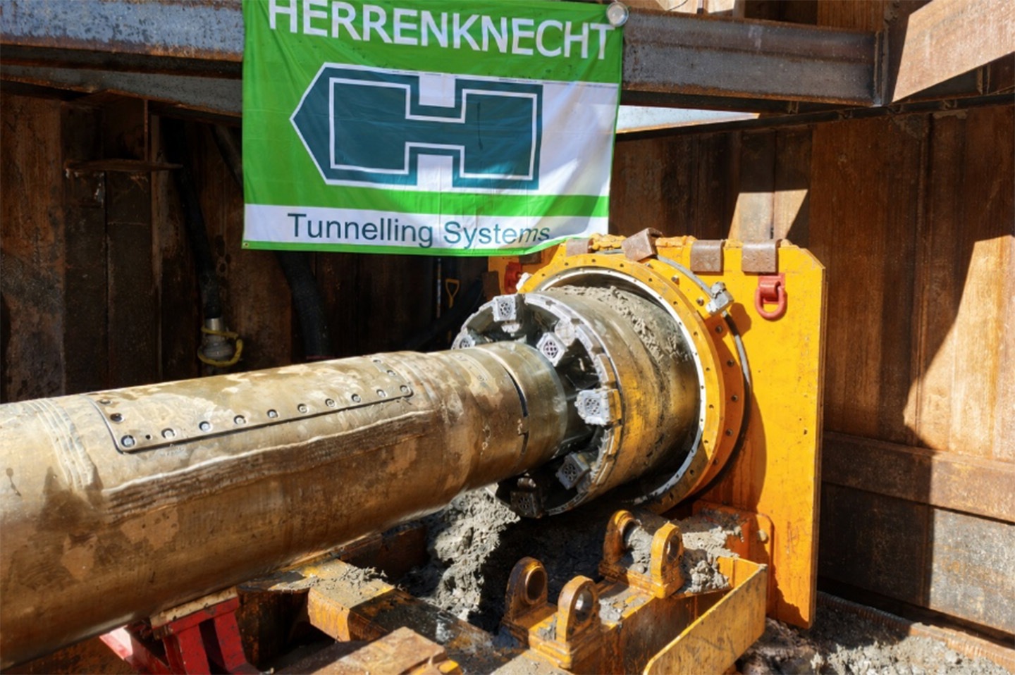 Herrenknecht E-Power Pipe Successfully Completes Pipeline Installations in  Squamish, Canada
